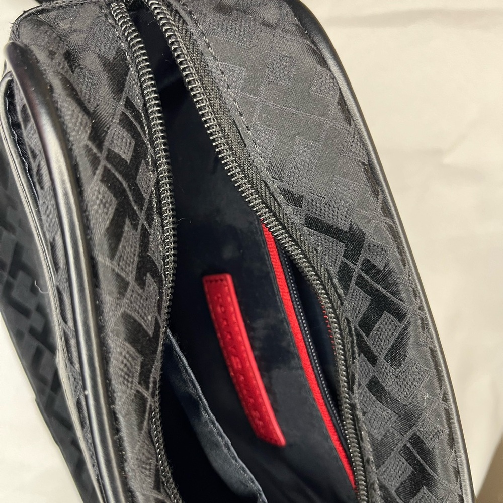 Tommy Hilfiger crossbody bag